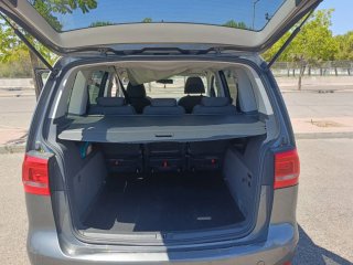 Volkswagen Touran 2011