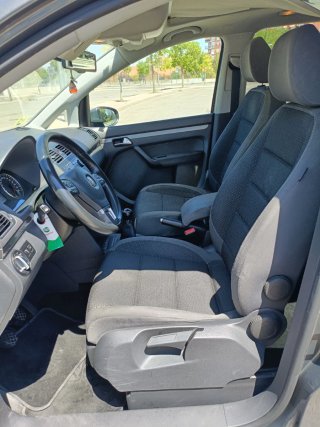 Volkswagen Touran 2011