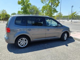 Volkswagen Touran 2011