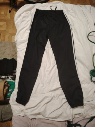 Pantalones chándal Adidas Talla L (13-14 años)