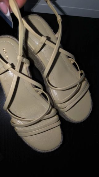 Sandalias cuña Lefties amarillo claro