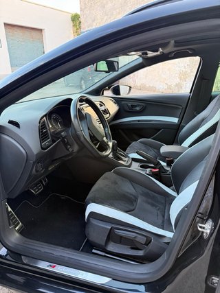 SEAT Leon Cupra ST DSG