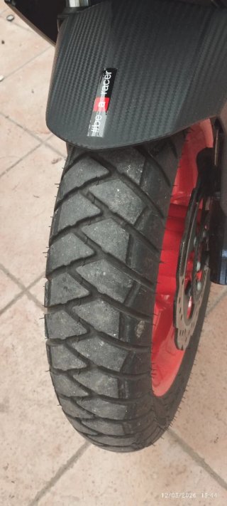 Aprilia SR 200 GT Sport Maxi Scooter