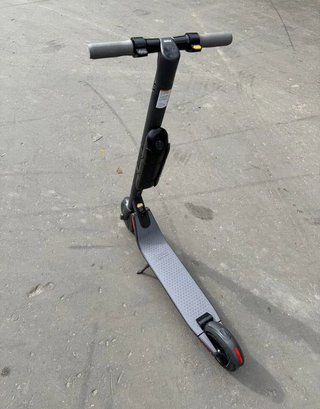 Patinete Eléctrico Ninebot ES4