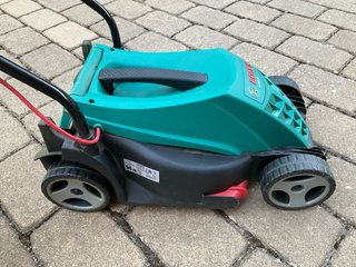 Cortacésped Bosch ARM 32