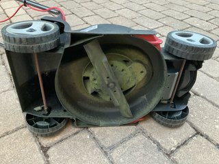 Cortacésped Bosch ARM 32