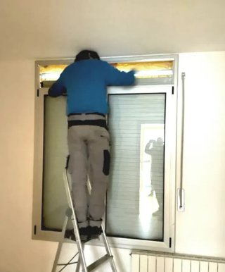 Reparación de persianas de aluminio.