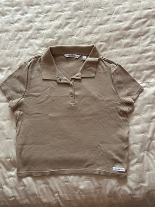 Camisa crop Calvin Klein Jeans beige Talla L
