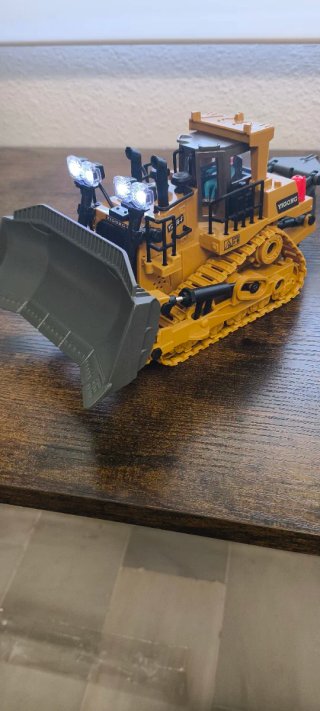 Excavadora RC Yigong 2.4GHz
