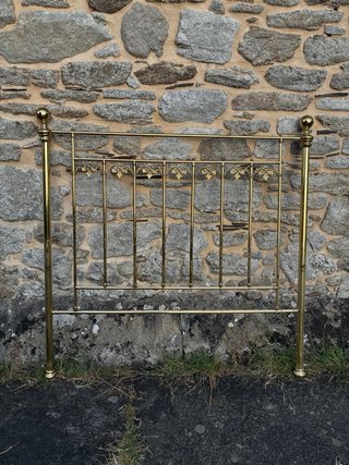 Cabecero de latón para cama
