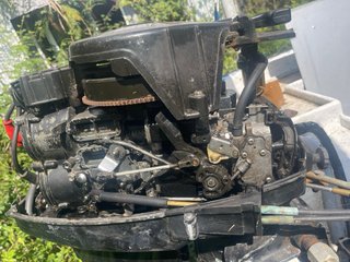 Motor fueraborda Mariner 25