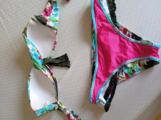 Bikini estampado flores tropicales