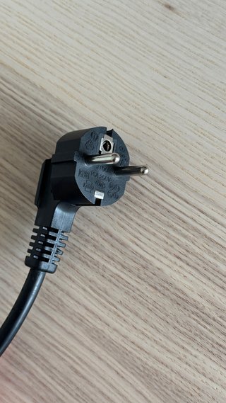 CEE plug fêmea para SCHUKO masculino