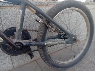 Bicicleta BMX numero 631862813