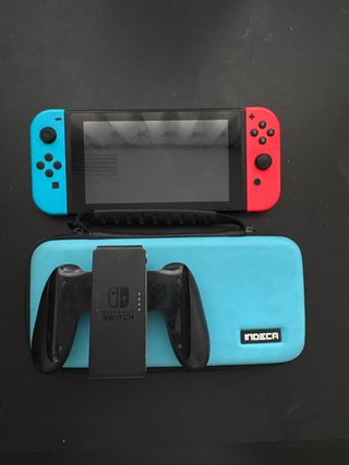 Nintendo Switch+Funda Azul+Soporte Joy-Con