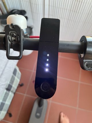 Patinete Eléctrico Xiaomi Es negociable. Cargador