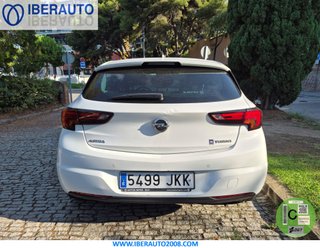 Opel Astra 2015
