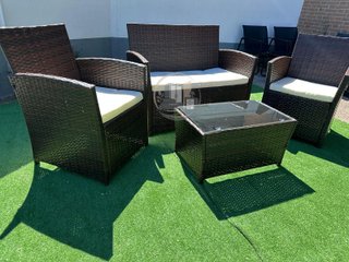 CONJUNTO DE TERRAZA MARRON