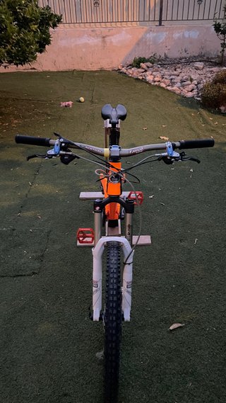 Orange 5 2016
