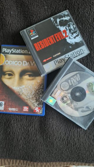 Giochi PlayStation: Resident Evil 2, NBA Live 99