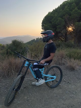 Yt Tues Pro negociable