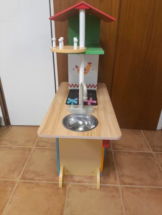 Cocinita de juguete con lavadora