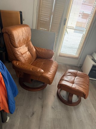 Sillón de piel y madera Stressless