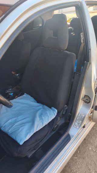 Mitsubishi Carisma 2004
