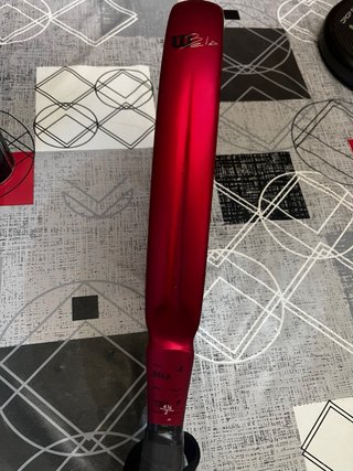 Pala Pádel Wilson Bela V2 Elite Roja