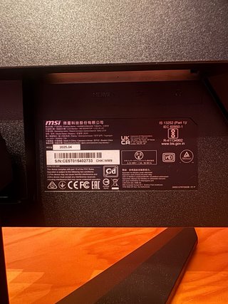 Monitor Gaming MSI MAG 272F 27 pulgadas  Full HD