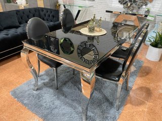 MESA + SILLAS