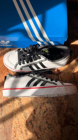 Zapatillas Adidas Nizza Blancas y Negras