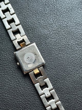 Reloj Lotus Mujer Oro y Plata