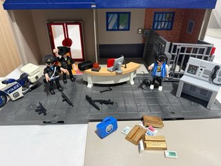 Comisaría Playmobil con Maletín y Accesorios