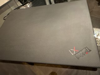 Lenovo ThinkPad X1 Carbon Gen10 i7 32GB 1TB Táctil