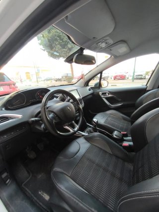 Peugeot 2008 1.6 e-HDi 115 Allure 2014
