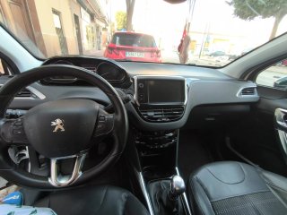 Peugeot 2008 1.6 e-HDi 115 Allure 2014