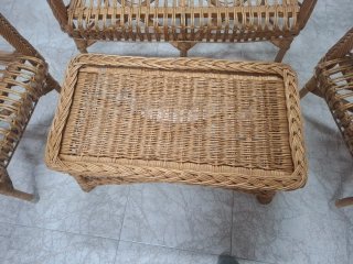 Conjunto mimbre: sofá, 2 sillones y mesa