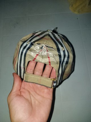 Cappello Burberry Check con logo TB