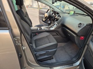 Peugeot 3008 1.6HDI 115CV 2014 186.000KM