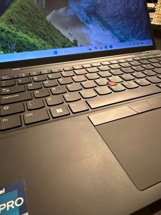 Lenovo ThinkPad X1 Carbon Gen11 i7 64Gb 1Tb Táctil