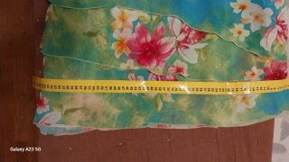 Vestido floral con volantes Talla 44-46