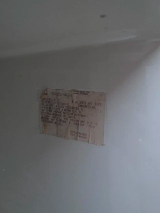 Frigorífico Trivalente Electrolux RM212