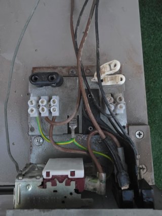 Frigorífico Trivalente Electrolux RM212