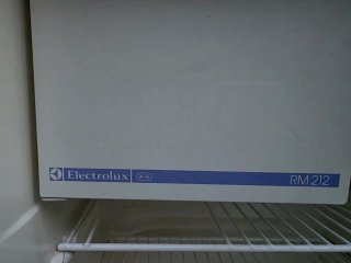 Frigorífico Trivalente Electrolux RM212
