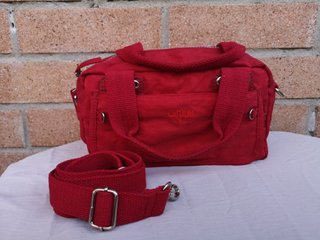 Borsa a mano e tracolla Carpisa rossa