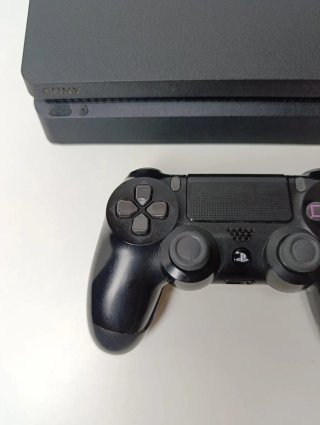 Console PS4 1TB Nera + Controller