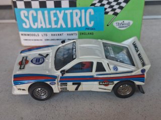 SCALEXTRIC LANCIA 037 Martini