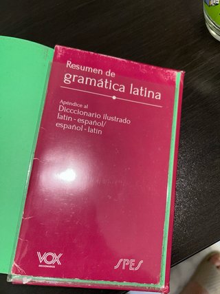Diccionario ilustrado latín-español/ español-latín