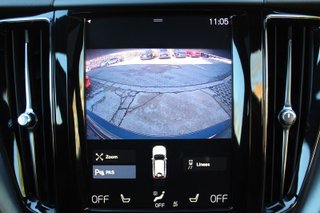 Volvo XC60 2.0 T8 AWD BUSINESS PLUS AUTO (2019)